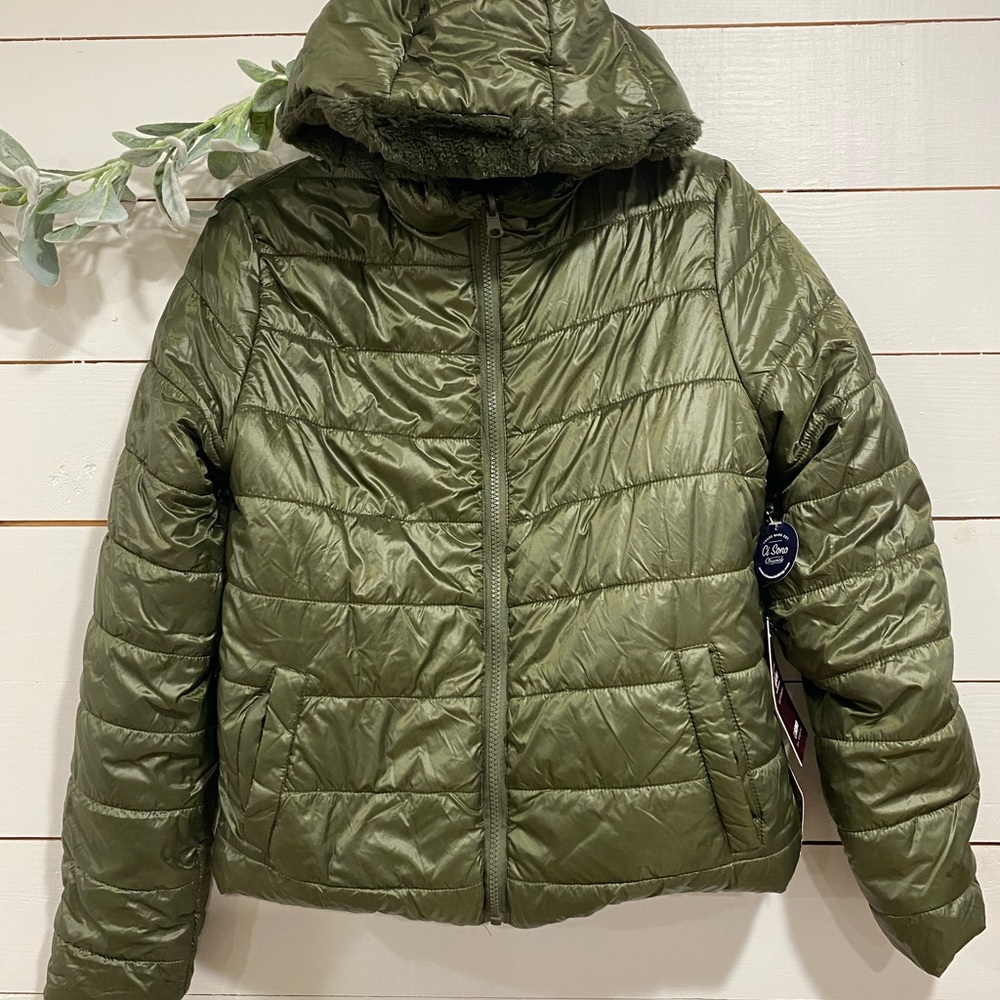 Reversible Faux Fur Puffer Coat New! - Picture 5 of 5